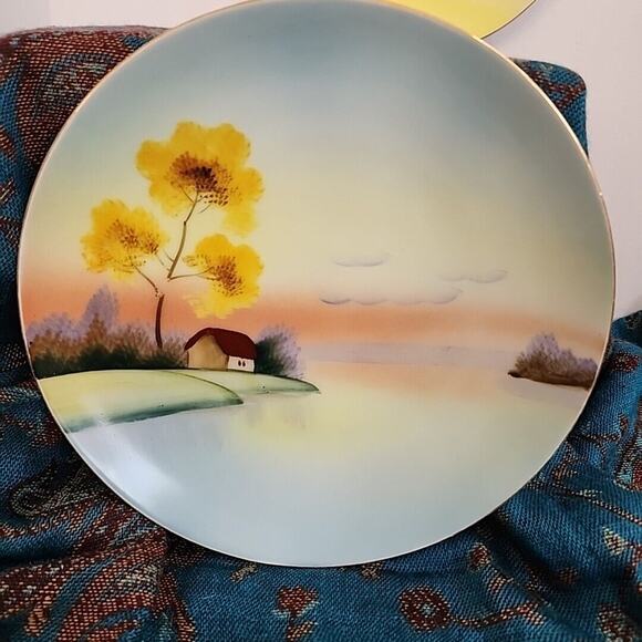 Lot Of 2 Meito China Japan Handpainted Plates Calm Pastoral Scenes Vtg 8in & 6.5 - Picture 3 of 7